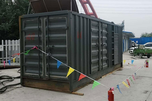 阎良发电机租赁空气滤清器多久更换一次?